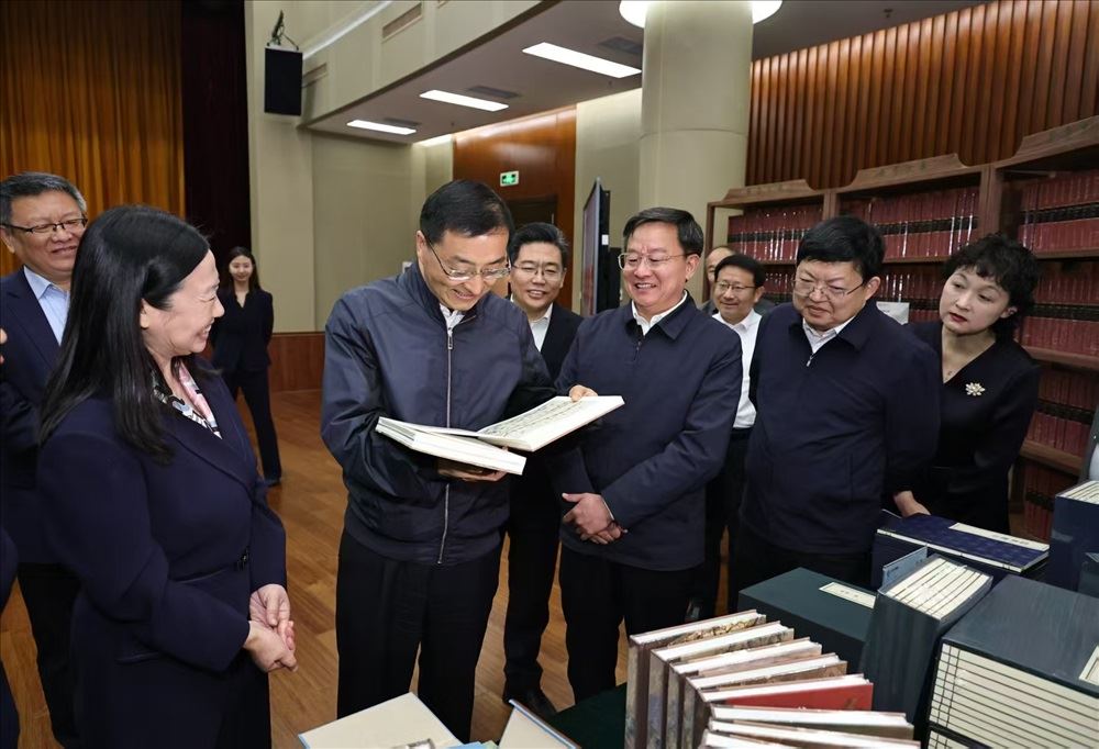山东省委常委、济南市委书记刘强调研尊龙凯时集团